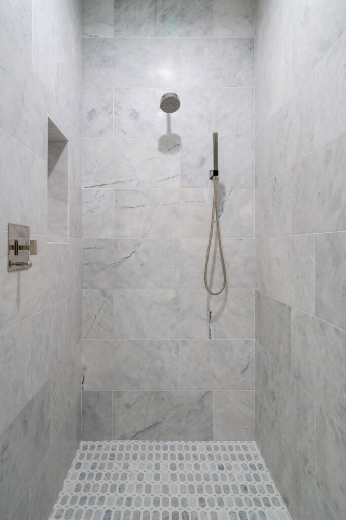 Walk in shower from a custom home in San Diego built by Townsgate Construction